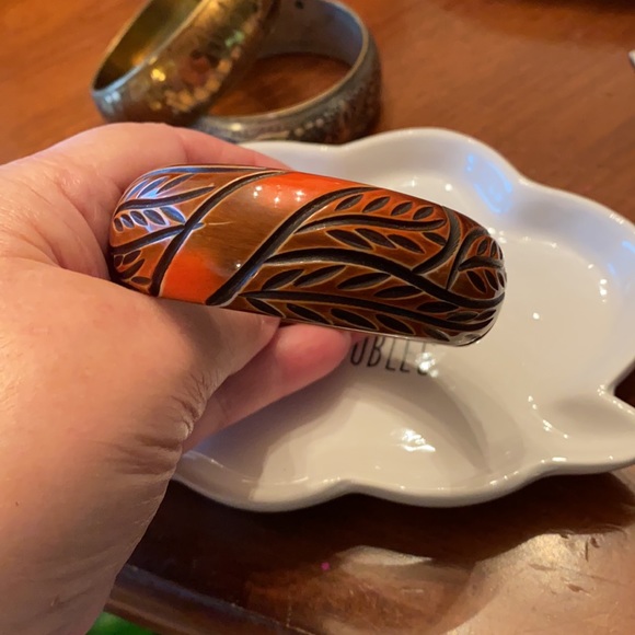 Three 70’s 80’s 90’s cuff bracelets - Picture 5 of 6